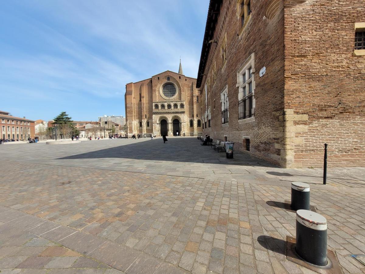 Toulouse - Basilique St-Sernin------- Netflix Екстер'єр фото